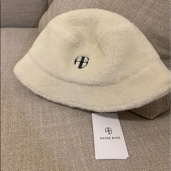 Anine Bing Cami Cream Bucket Hat - Picture 3 of 7